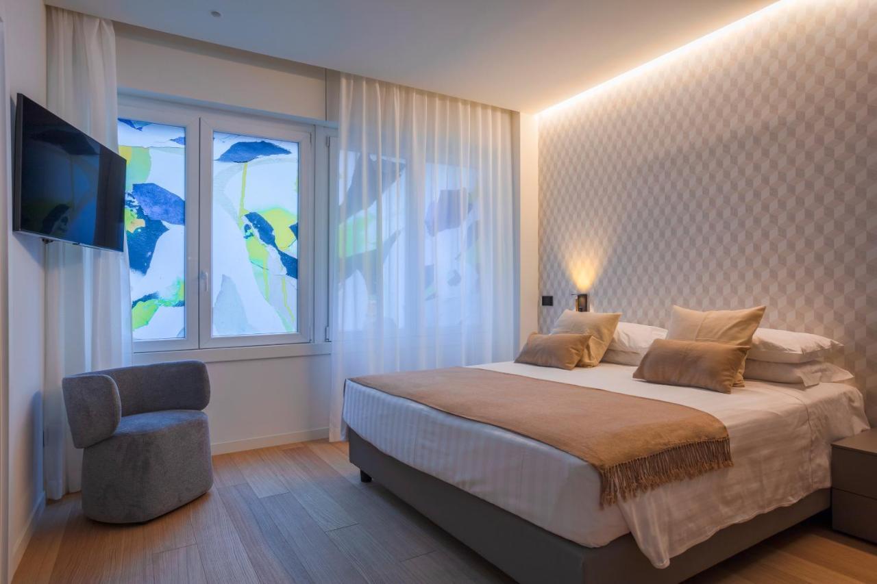 Sant'Ambrogio Apartments, Reception H24 ミラノ エクステリア 写真