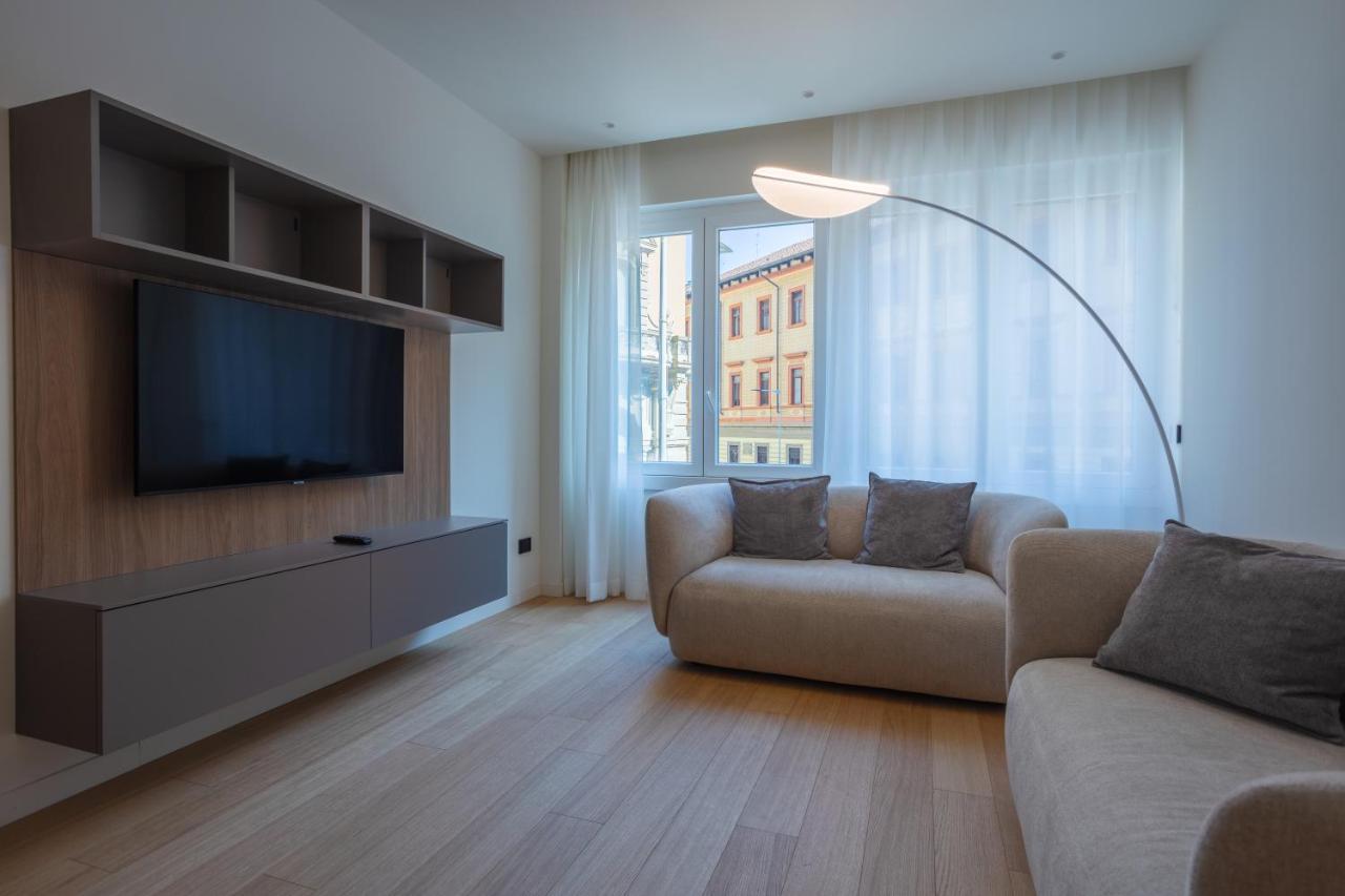 Sant'Ambrogio Apartments, Reception H24 ミラノ エクステリア 写真