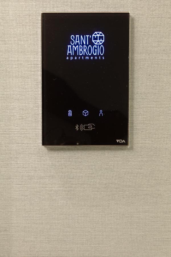 Sant'Ambrogio Apartments, Reception H24 ミラノ エクステリア 写真