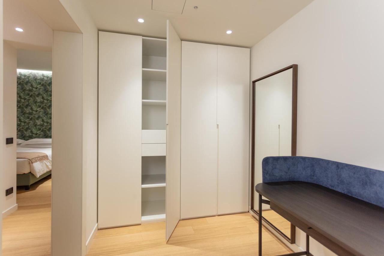 Sant'Ambrogio Apartments, Reception H24 ミラノ エクステリア 写真